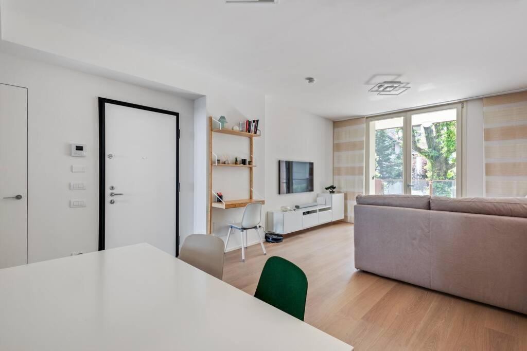Easylife - Modern And Spacious Apt In Fiera City Life Milano Exterior foto